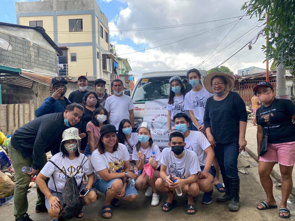 Read more about the article Rice donation for the typhoon victims in Marikina through the help of APO MAA.